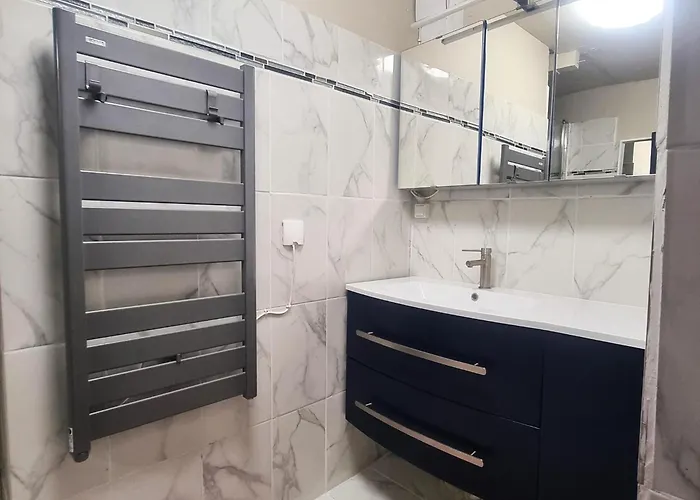 La Nit De La Fontaine * Brossac